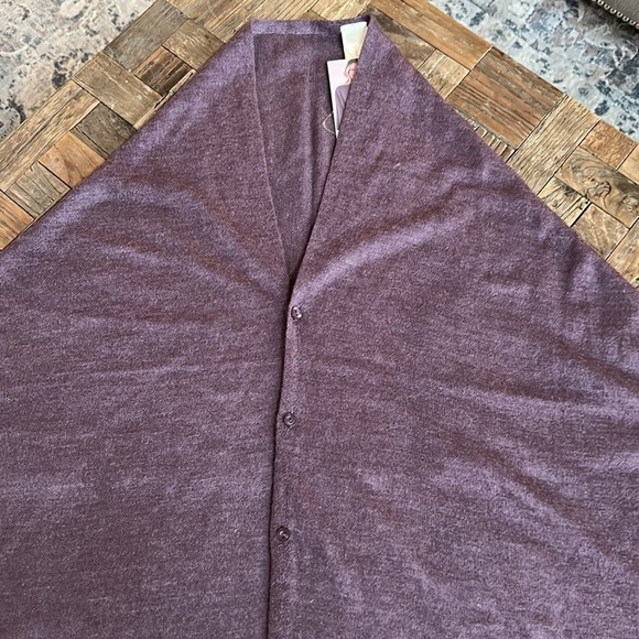 NWT Simply Noelle Lightweight Shrug Wrap - Picture 6 of 8